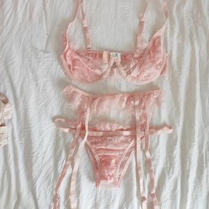 Pink lace lingerie set